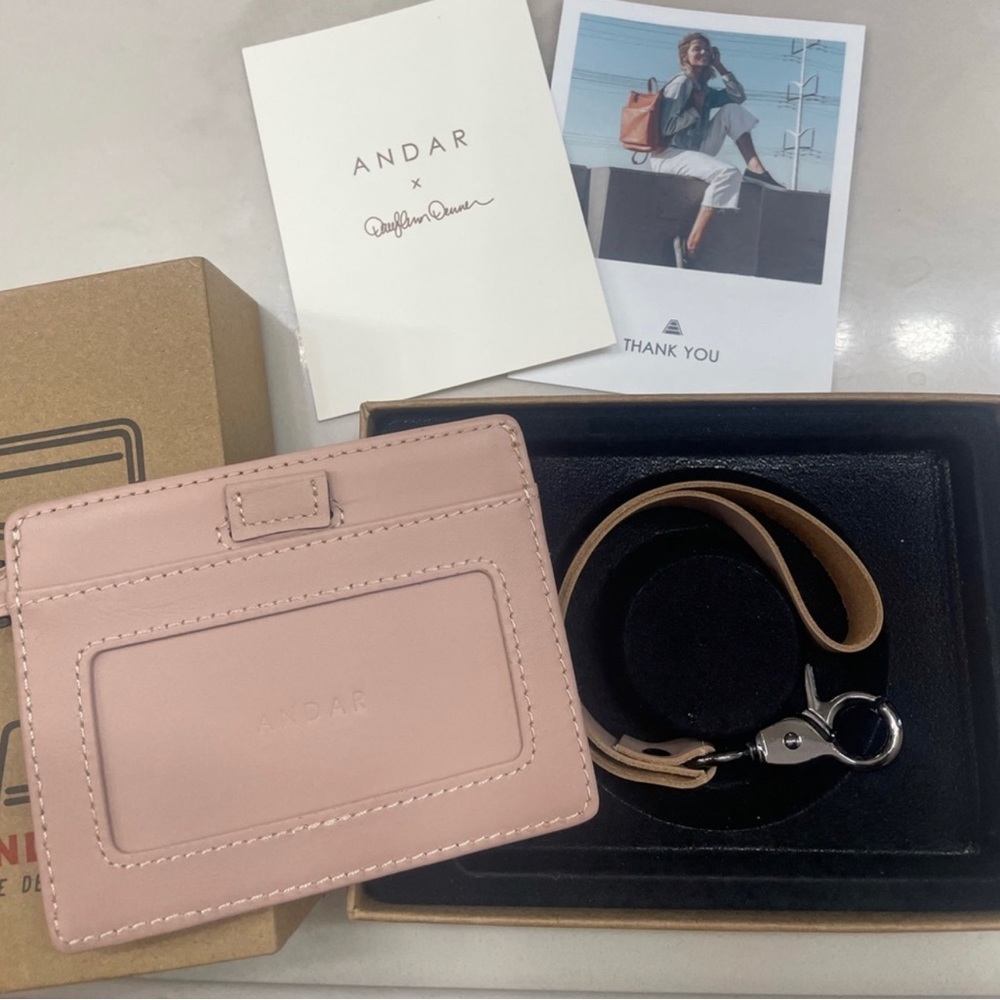 Andar Denner wallet in blush. NWT